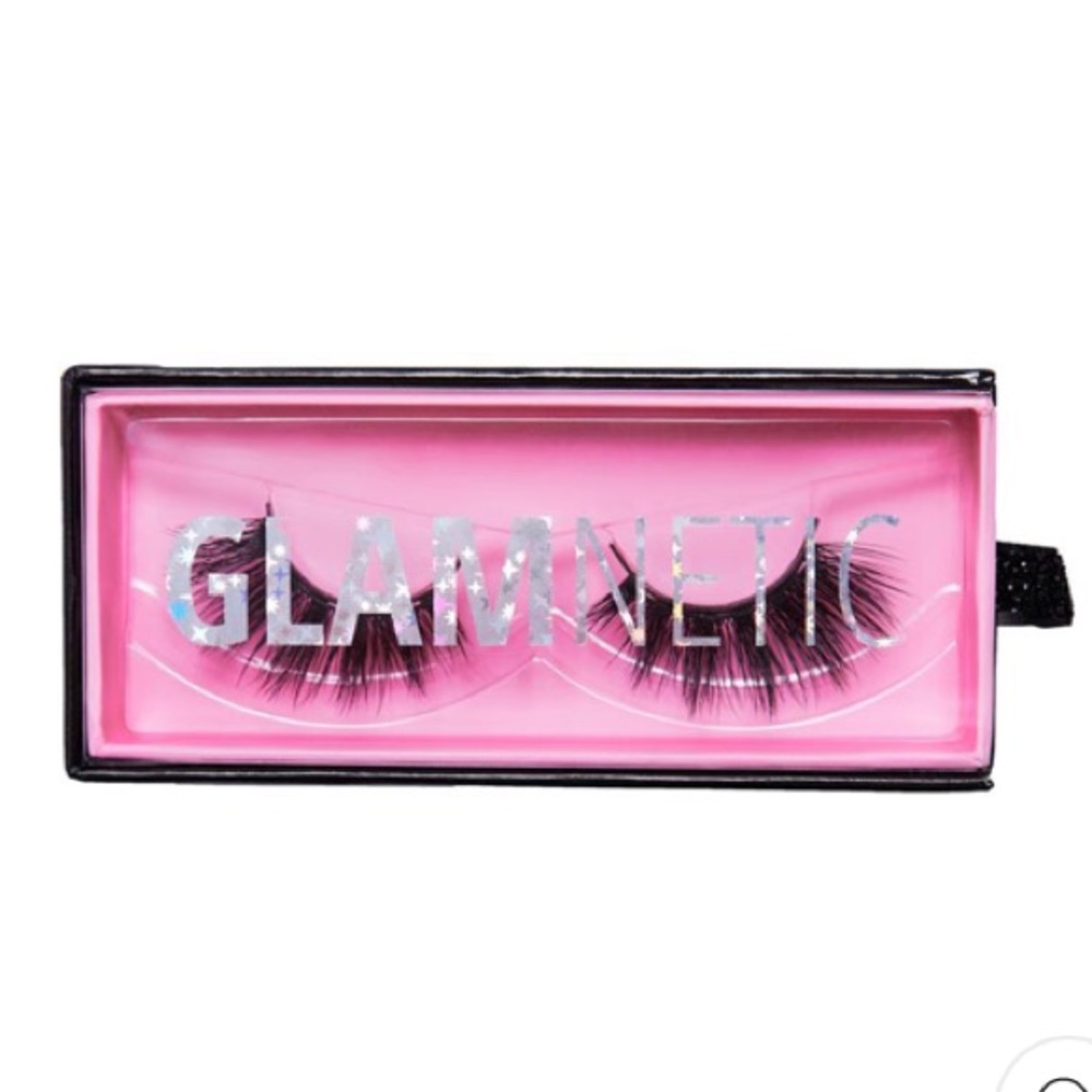 Glamnetic “Bombshell” Lashes New
